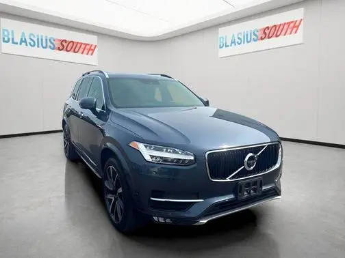 2018 Volvo XC90 Momentum AWD photo