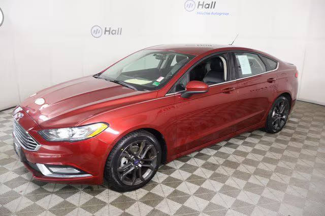 2018 Ford Fusion SE FWD photo