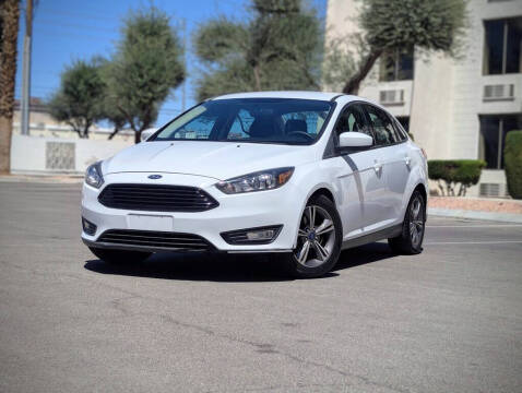 2018 Ford Focus SE FWD photo