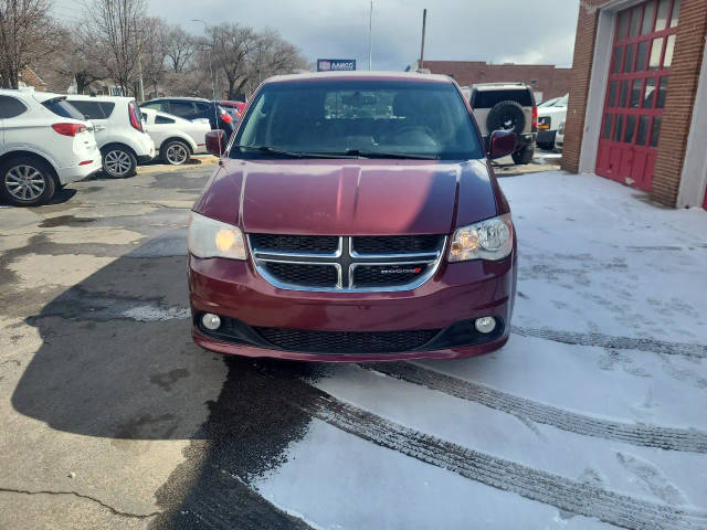 2017 Dodge Grand Caravan SXT FWD photo