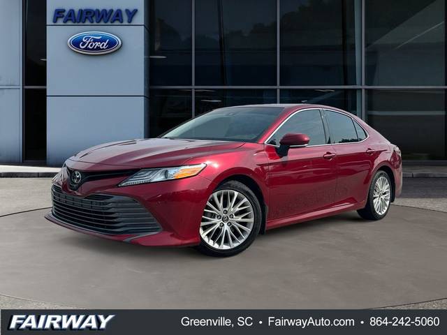 2018 Toyota Camry XLE FWD photo