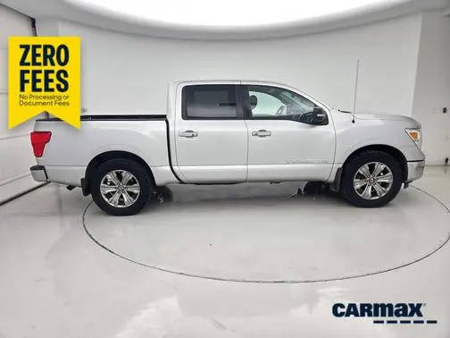 2018 Nissan Titan SV RWD photo
