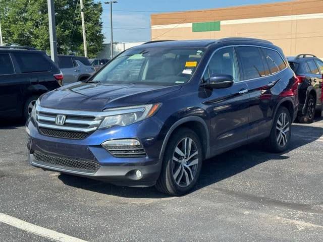 2018 Honda Pilot Touring AWD photo