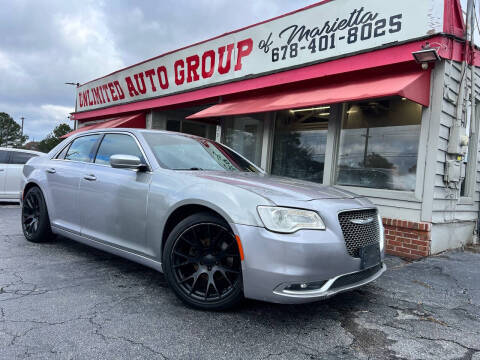 2017 Chrysler 300 300C Platinum RWD photo