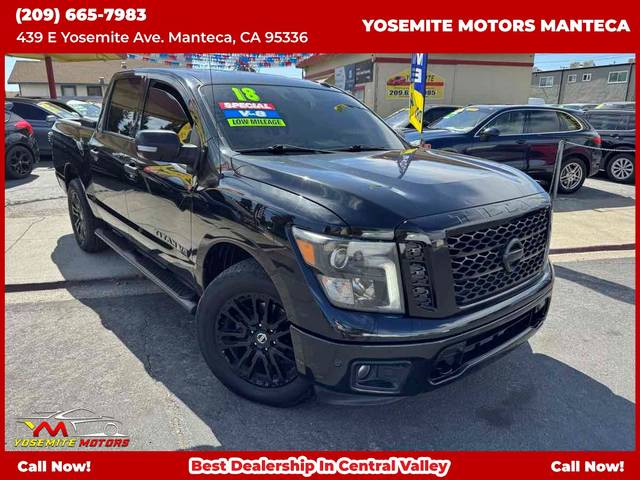 2018 Nissan Titan SV 4WD photo