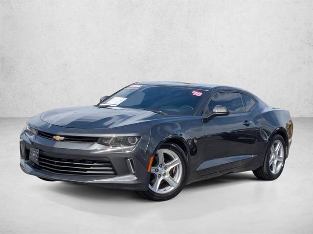 2018 Chevrolet Camaro 1LT RWD photo