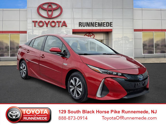 2018 Toyota Prius Prime Premium FWD photo