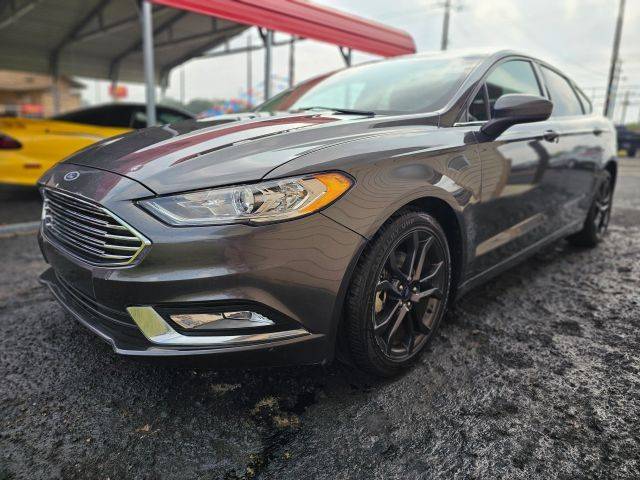 2018 Ford Fusion SE FWD photo