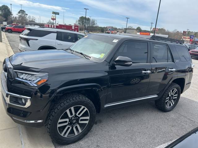 2018 Toyota 4Runner Limited 4WD photo