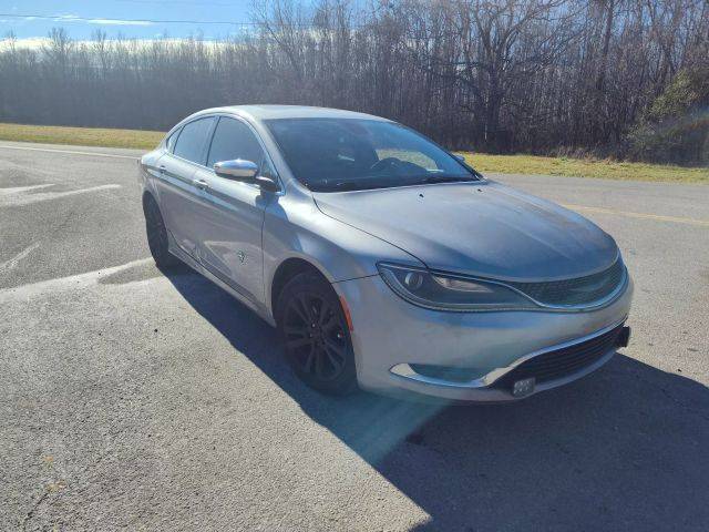 2015 Chrysler 200 Limited FWD photo