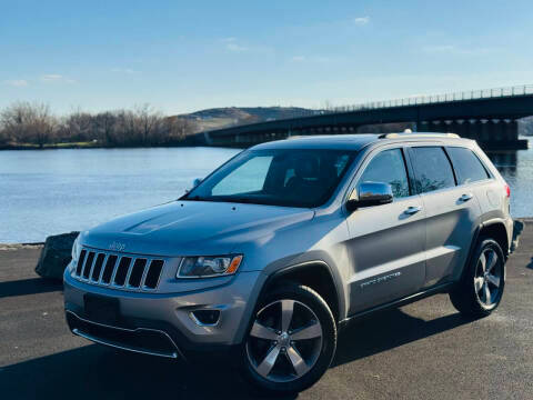 2015 Jeep Grand Cherokee Limited 4WD photo