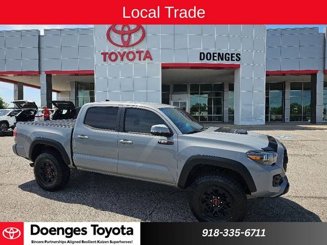 2017 Toyota Tacoma TRD Pro 4WD photo