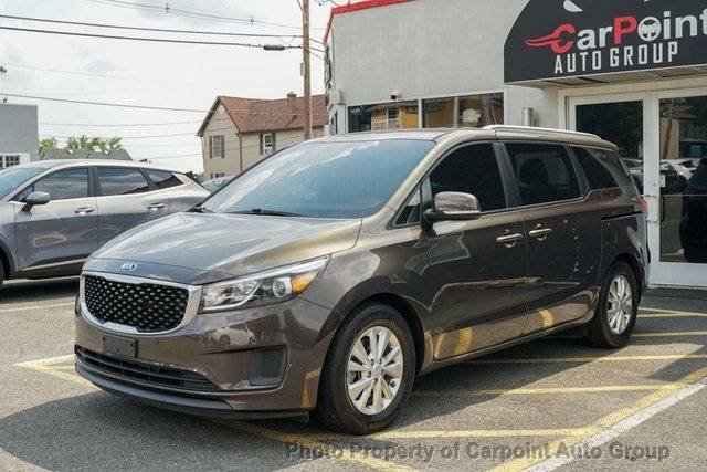 2017 Kia Sedona LX FWD photo