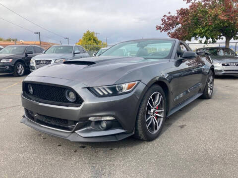 2017 Ford Mustang EcoBoost Premium RWD photo