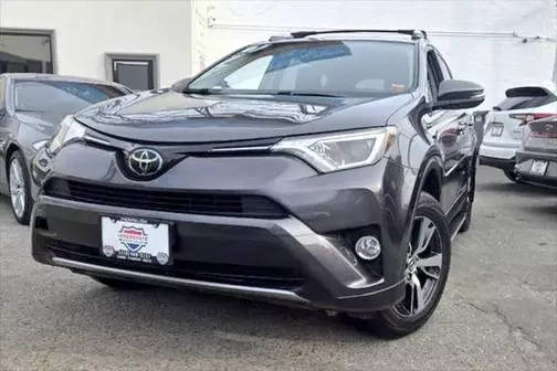 2018 Toyota RAV4 XLE AWD photo