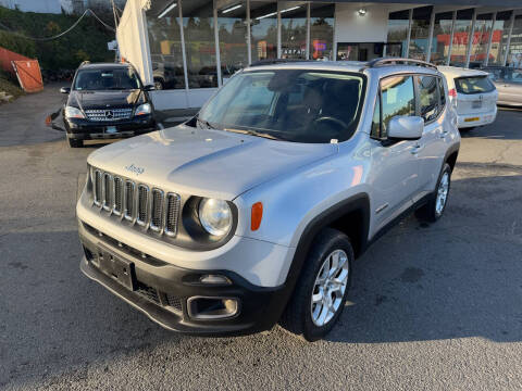 2017 Jeep Renegade Latitude 4WD photo