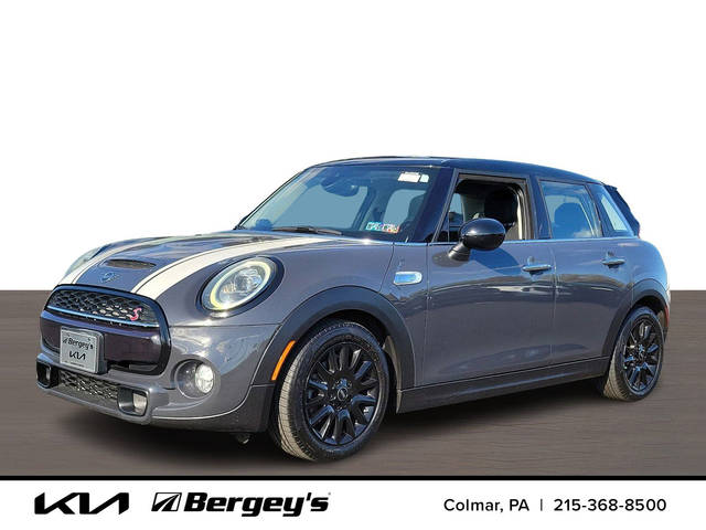 2019 MINI Hardtop 4 Door Cooper S FWD photo