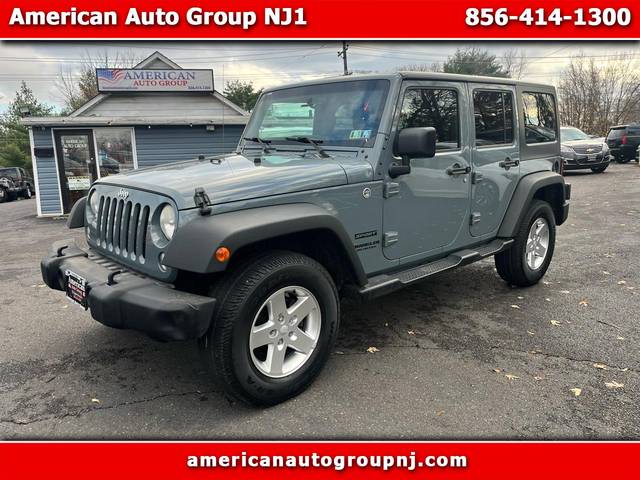 2015 Jeep Wrangler Unlimited Freedom Edition 4WD photo