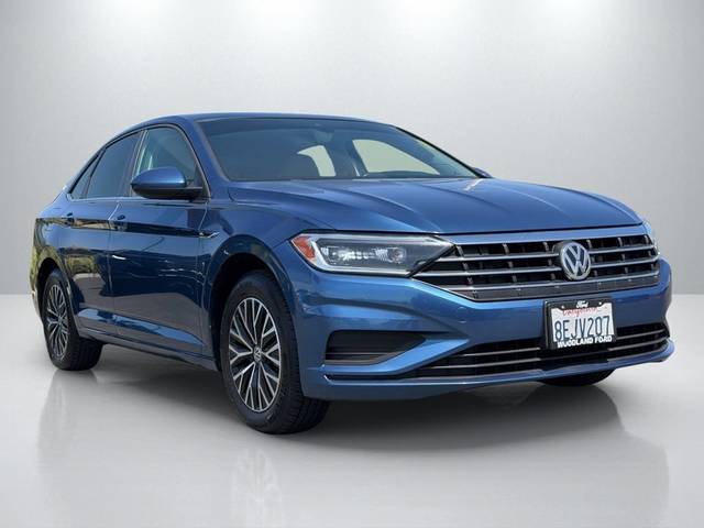 2019 Volkswagen Jetta SEL FWD photo