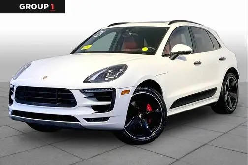 2018 Porsche Macan GTS AWD photo