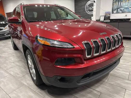 2015 Jeep Cherokee Latitude FWD photo