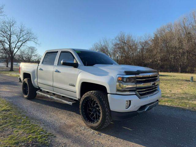 2018 Chevrolet Silverado 1500 High Country RWD photo