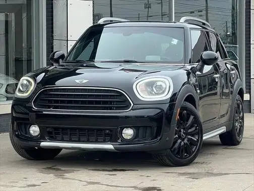 2018 MINI Countryman Cooper FWD photo