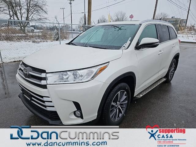 2018 Toyota Highlander XLE AWD photo