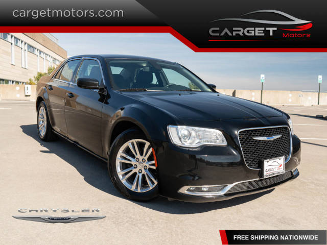 2018 Chrysler 300 Touring RWD photo