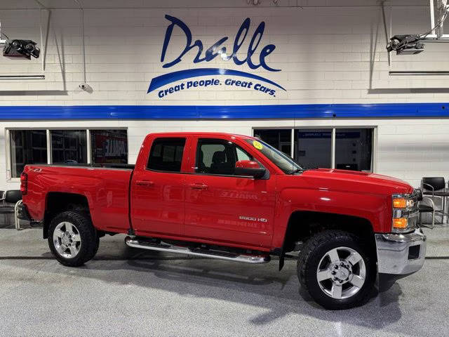 2018 Chevrolet Silverado 2500HD LT 4WD photo