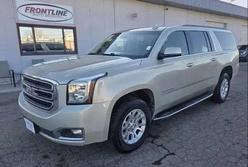 2017 GMC Yukon XL SLT 4WD photo