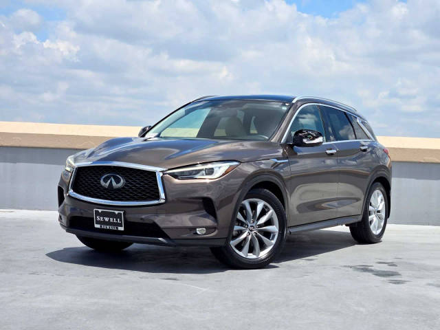 2019 Infiniti QX50 ESSENTIAL FWD photo