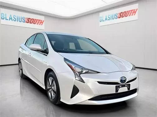 2018 Toyota Prius Four FWD photo