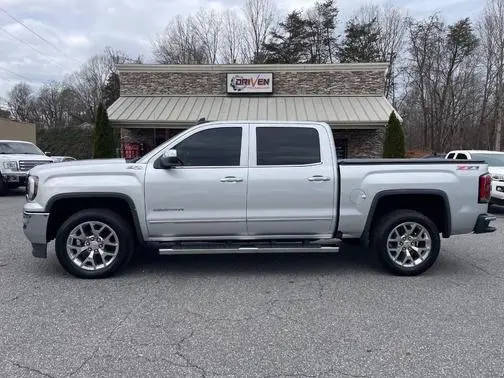 2018 GMC Sierra 1500 SLT 4WD photo