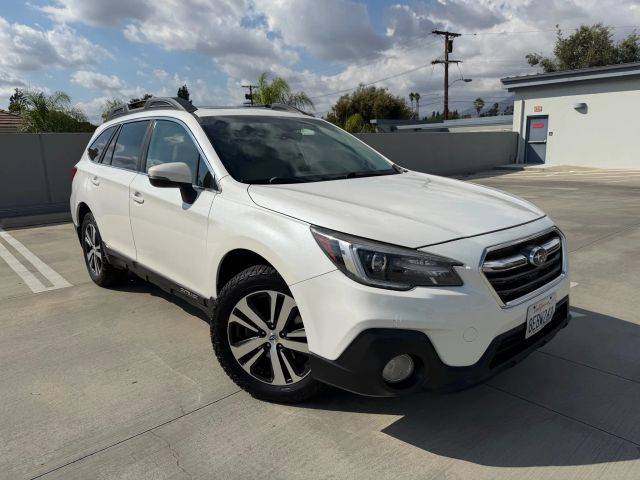 2018 Subaru Outback Limited AWD photo