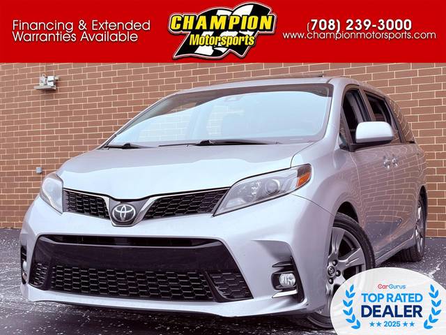 2018 Toyota Sienna SE Premium FWD photo