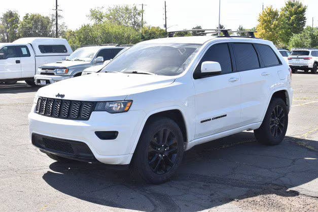 2018 Jeep Grand Cherokee Altitude 4WD photo