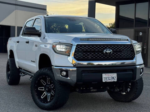 2018 Toyota Tundra SR5 4WD photo