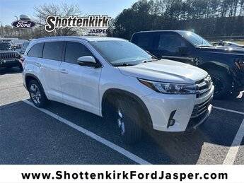 2018 Toyota Highlander Limited Platinum FWD photo