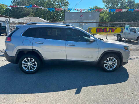 2019 Jeep Cherokee Latitude FWD photo