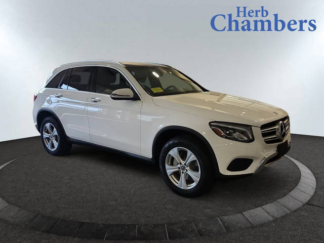 2018 Mercedes-Benz GLC-Class GLC 300 AWD photo