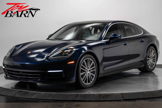 2018 Porsche Panamera 4S AWD photo