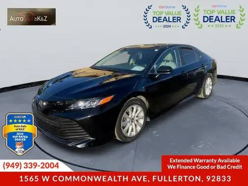 2018 Toyota Camry LE FWD photo