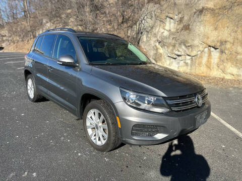 2018 Volkswagen Tiguan AWD photo