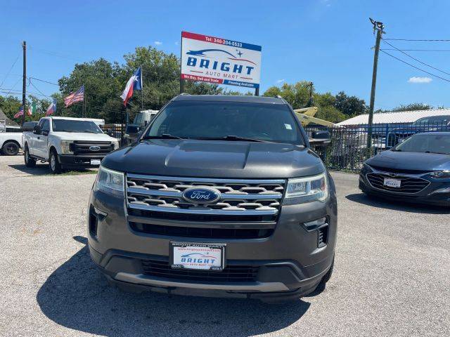 2018 Ford Explorer XLT FWD photo