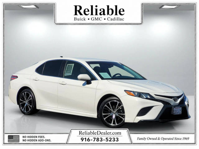 2018 Toyota Camry SE FWD photo