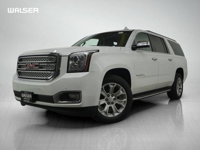 2017 GMC Yukon XL SLT 4WD photo