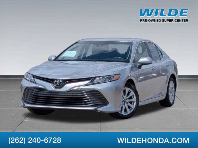 2018 Toyota Camry LE FWD photo