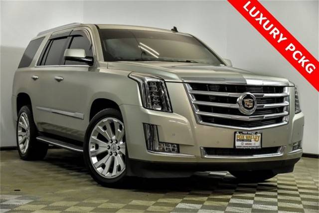 2015 Cadillac Escalade Luxury 4WD photo