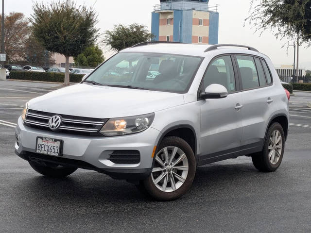 2018 Volkswagen Tiguan FWD photo